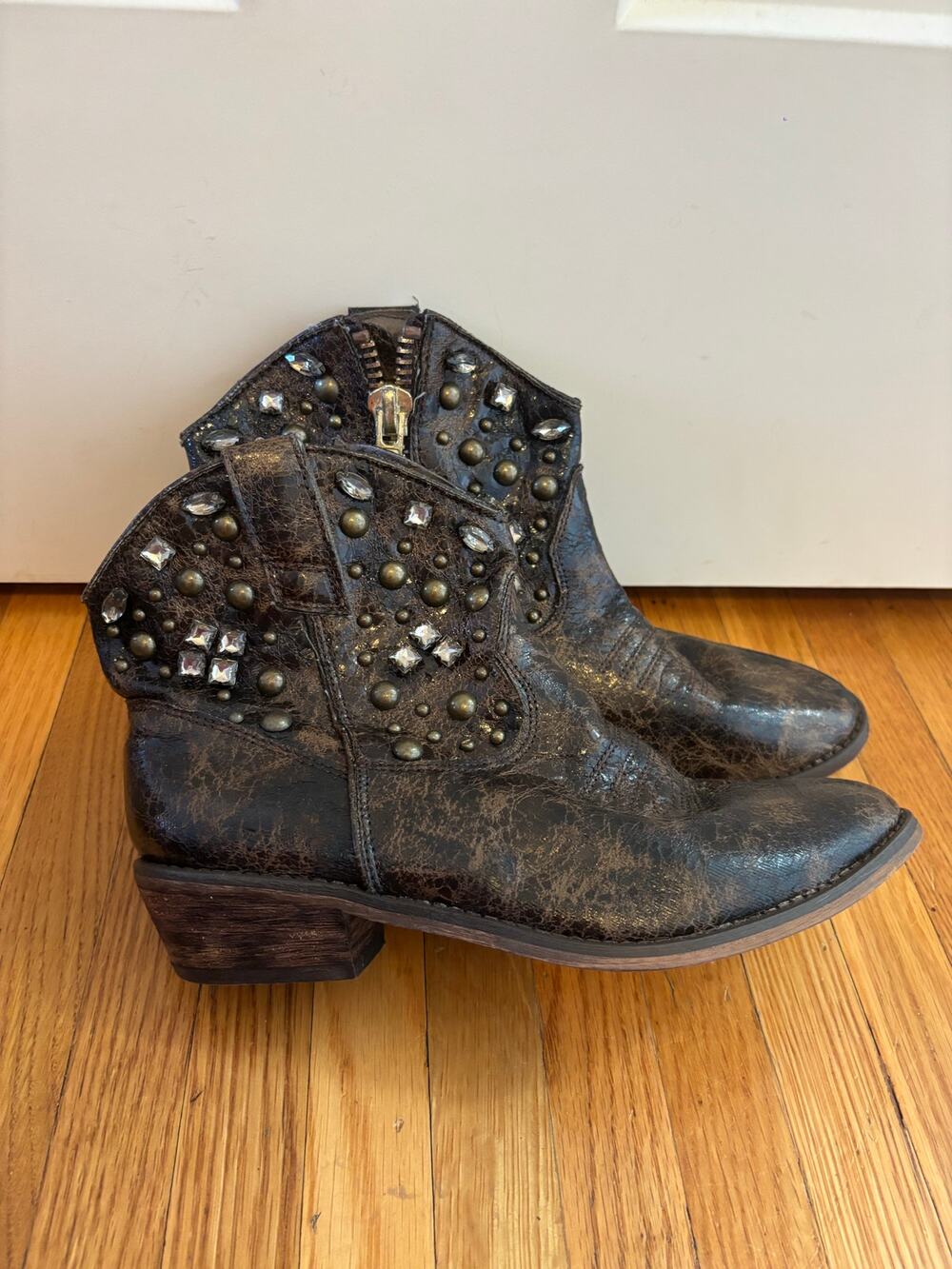 NADARA COWBOY BROWN BOOTS Sparkly Jewels  SIZE 7.5